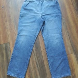Chic denim pants for women size 14 color. Blue use